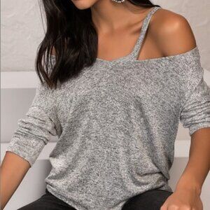 🟦 ⭐️ Cutout Top NWT